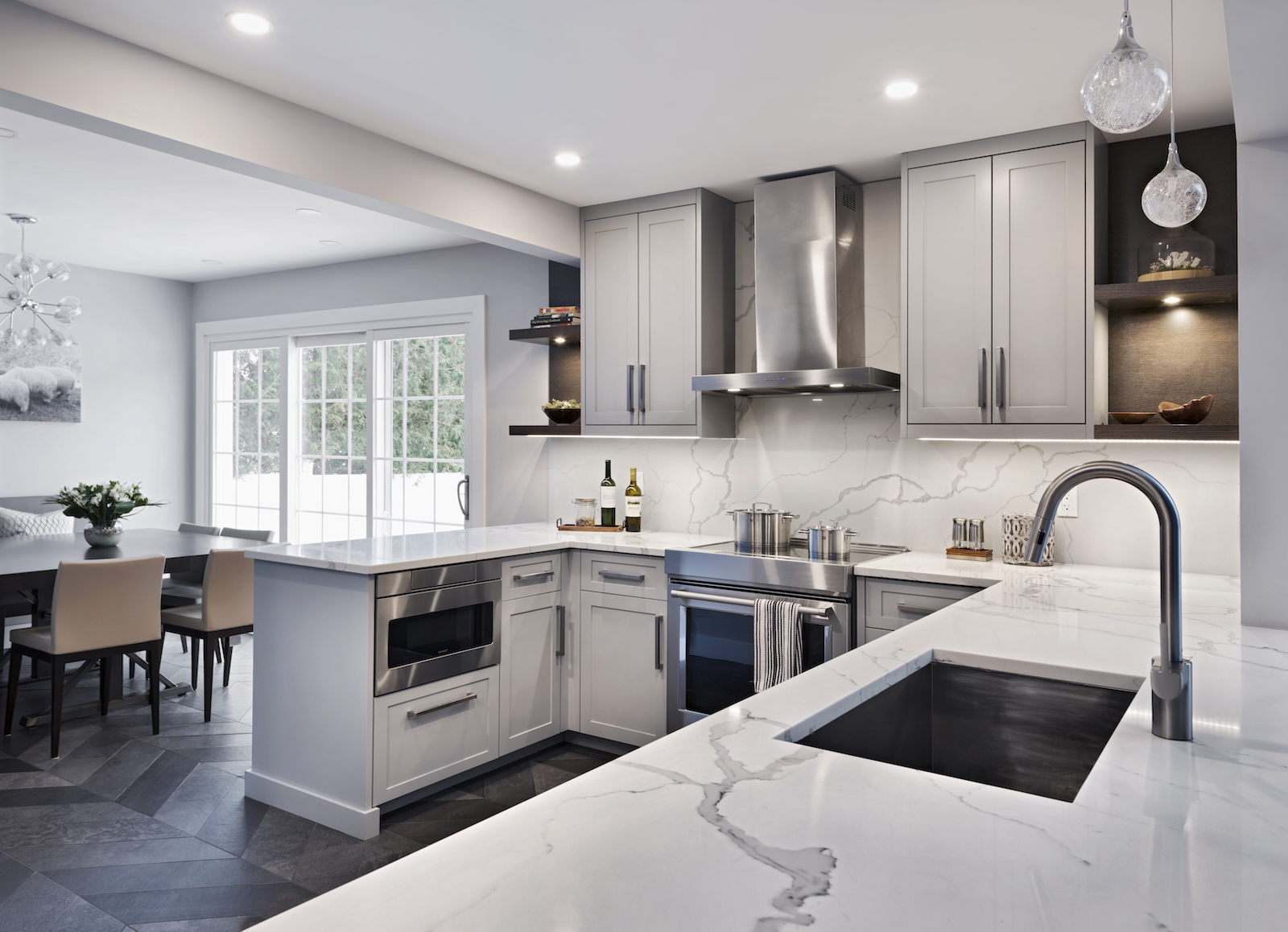 Barrhaven Remodel - Ottawa interior design by sOInteriors (photo 3)