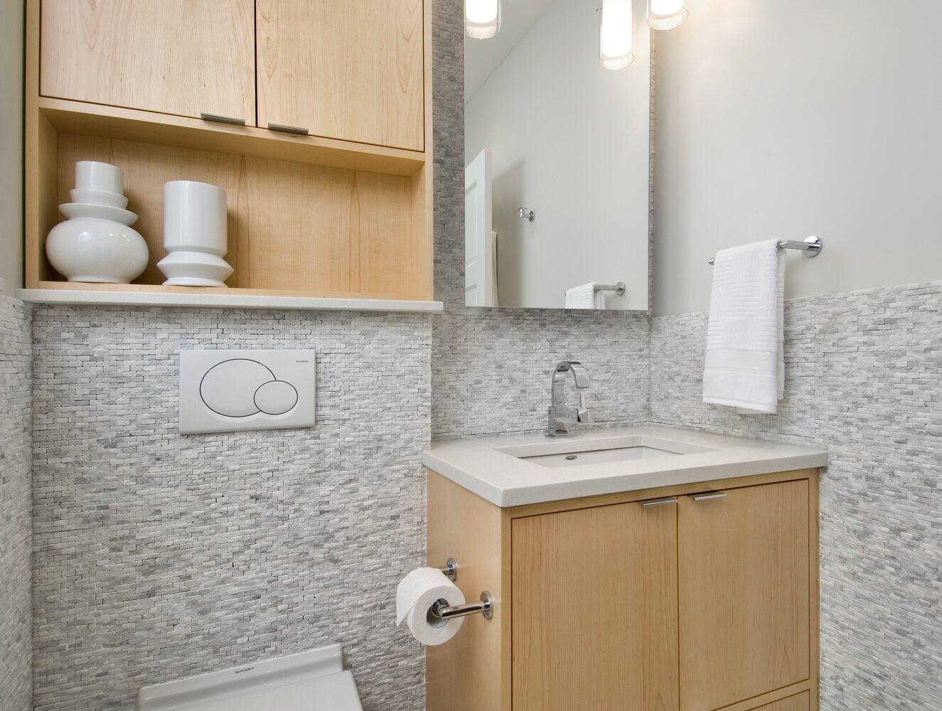 Westboro Bath Remodel - Ottawa interior design by sOInteriors (photo 4)